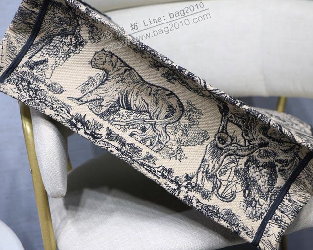 Dior女包 迪奧Book Tote老虎大號托特包 Dior刺繡購物袋  dfk1598